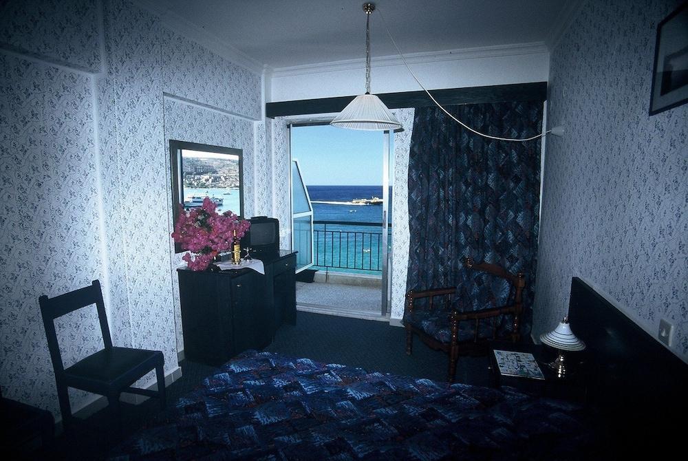 Argo Hotel Aegina Экстерьер фото